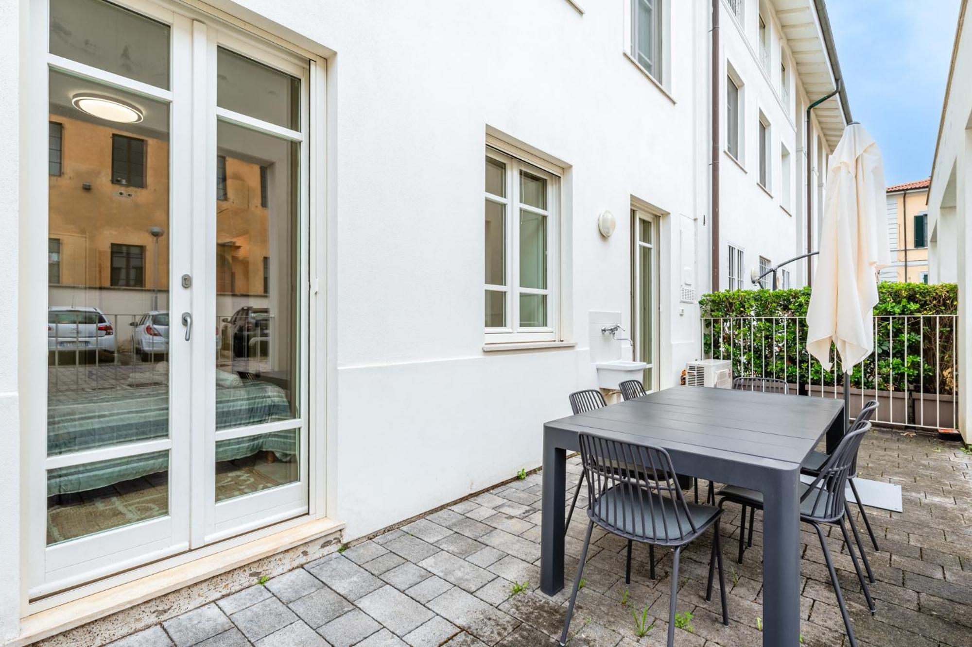Roped San Martino Garden Apartment Пиза Екстериор снимка